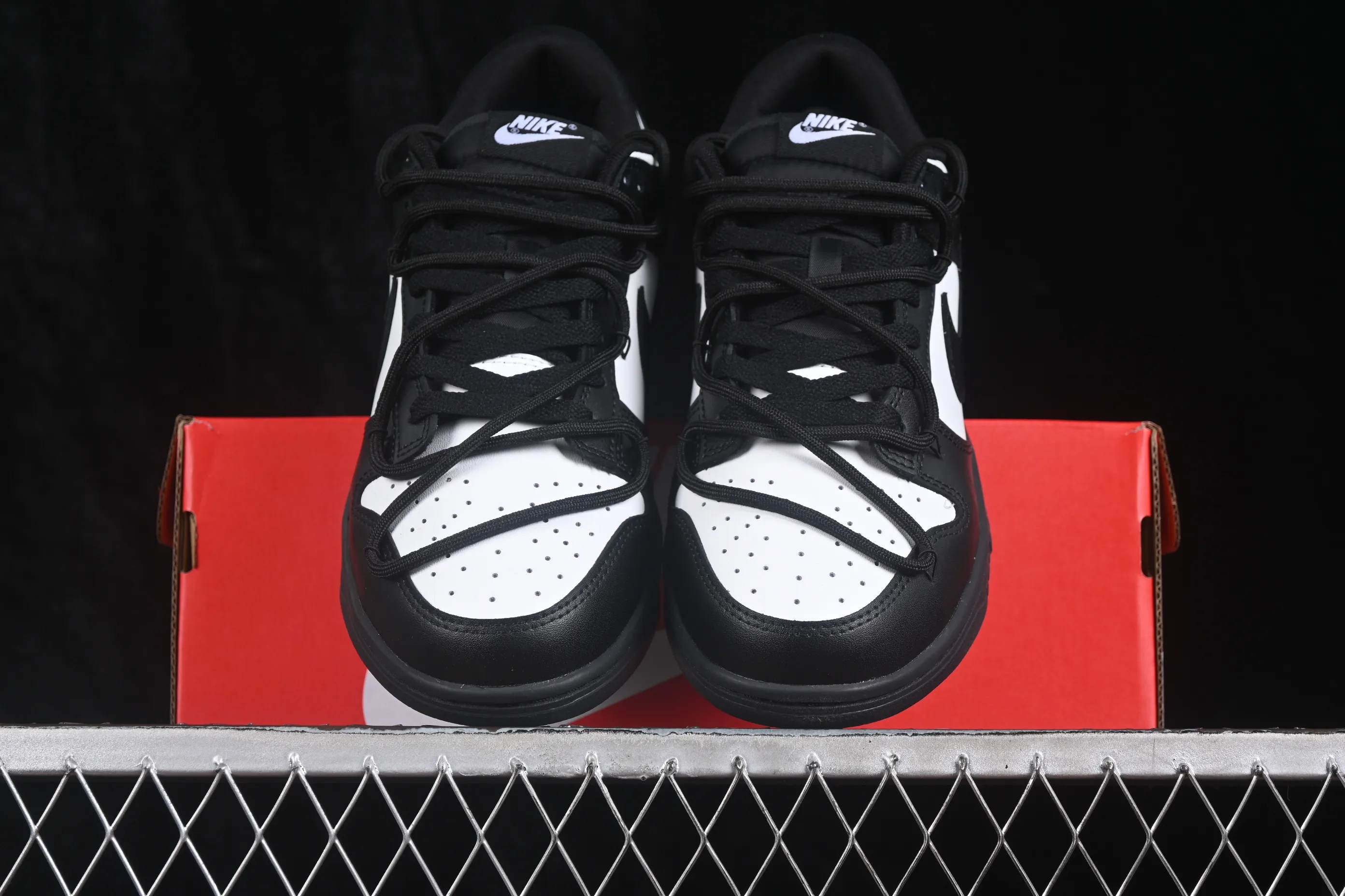 All categories Nk SB Dunk Series Nk SB Dunk Low High-end customized low-top sneakers Nike SB Dunk Low low-top casual skateboard shoes IO7606-010